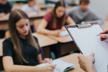 Nos étudiants impliqués dans des séances daccompagnement au CEB sur La Louvière 