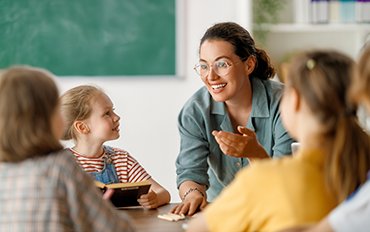 Une nouvelle formation pour un nouveau métier  Bachelier en Accueil et éducation du jeune enfant