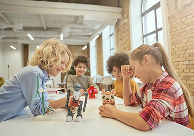 Master en Enseignement - Section 3 (de la 3e primaire à la 3e secondaire) : Formation manuelle, technique, technologique / Formation numérique (FMTTN)