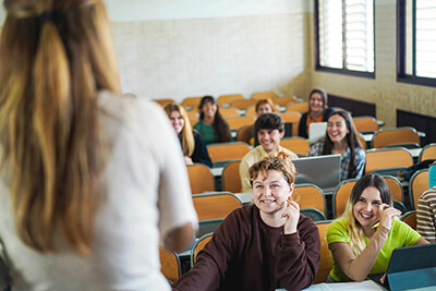 Master en Enseignement - Section 3 (de la 5e primaire à la 3e secondaire) - Option français / langue étrangère - langue d'apprentissage