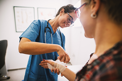 Formation Soins de plaies et stomathérapie