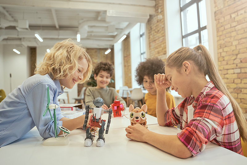 Bachelier de transition en Enseignement - Section 3 (de la 3e primaire à la 3e secondaire - Formation manuelle, technique, technologique et formation numérique